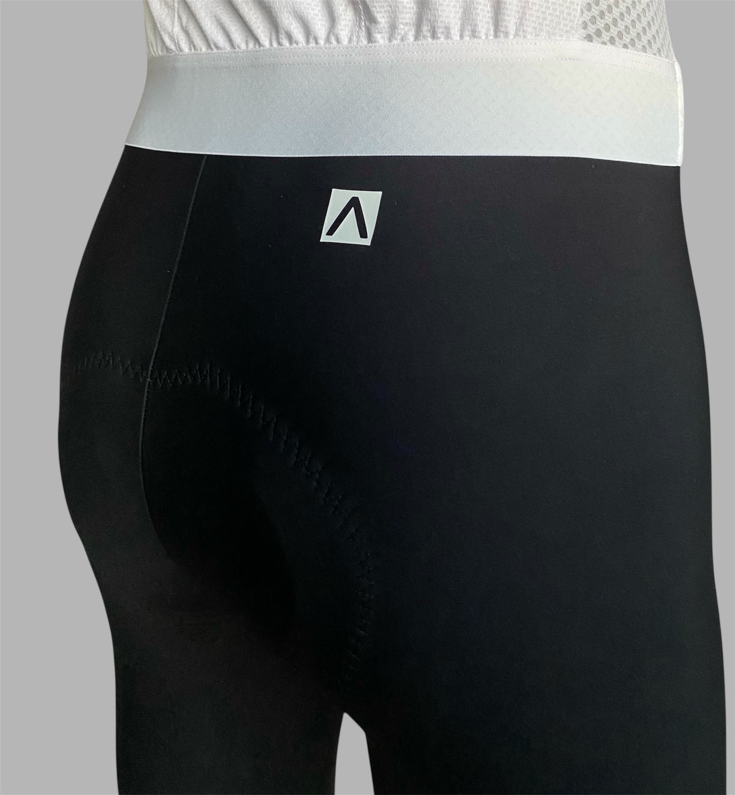 BIB SHORTS - LIGHT SMOOTH